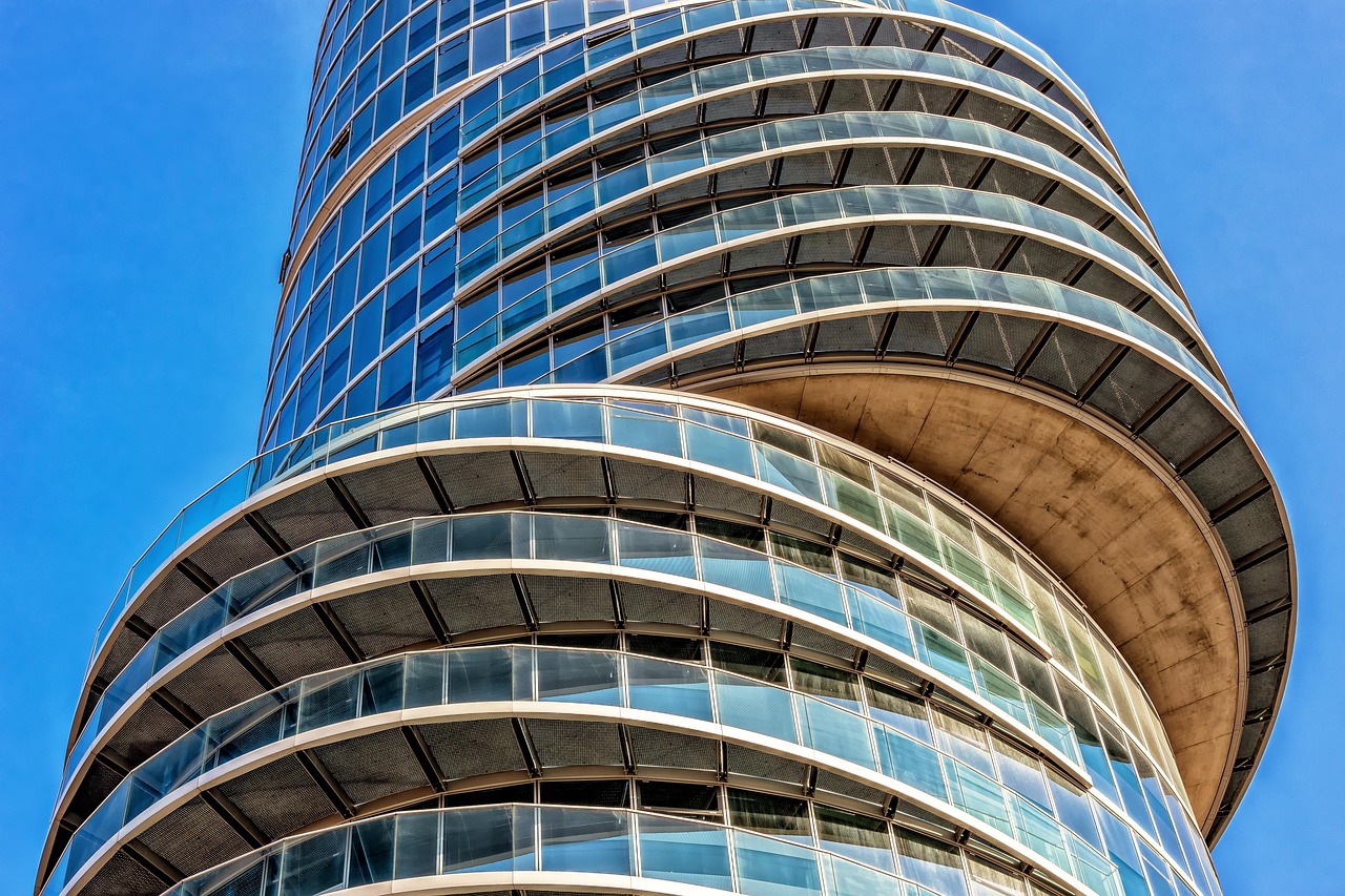 entdecken sie die besten strategien für immobilieninvestitionen. erfahren sie, wie sie profitabel in den immobilienmarkt investieren und langfristige renditen erzielen können. tipps, trends und analysen für erfolgreiche investoren.