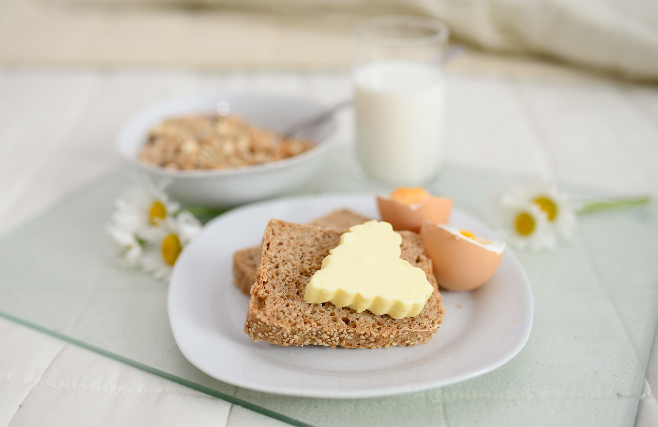 entdecken sie gesunde frühstücksideen, die ihnen helfen, den tag voller energie zu beginnen! von nahrhaften smoothies bis hin zu leckeren overnight oats – genießen sie schmackhafte rezepte, die ihre gesundheit fördern.