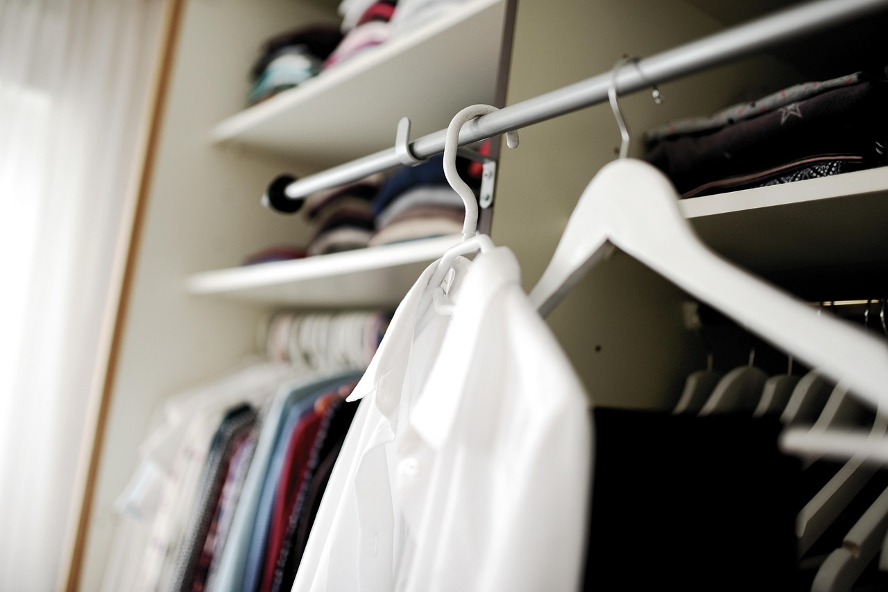 entdecken sie unsere vielf&auml;ltige garderobe-kollektion: stilvolle und funktionale l&ouml;sungen f&uuml;r jedes zuhause.